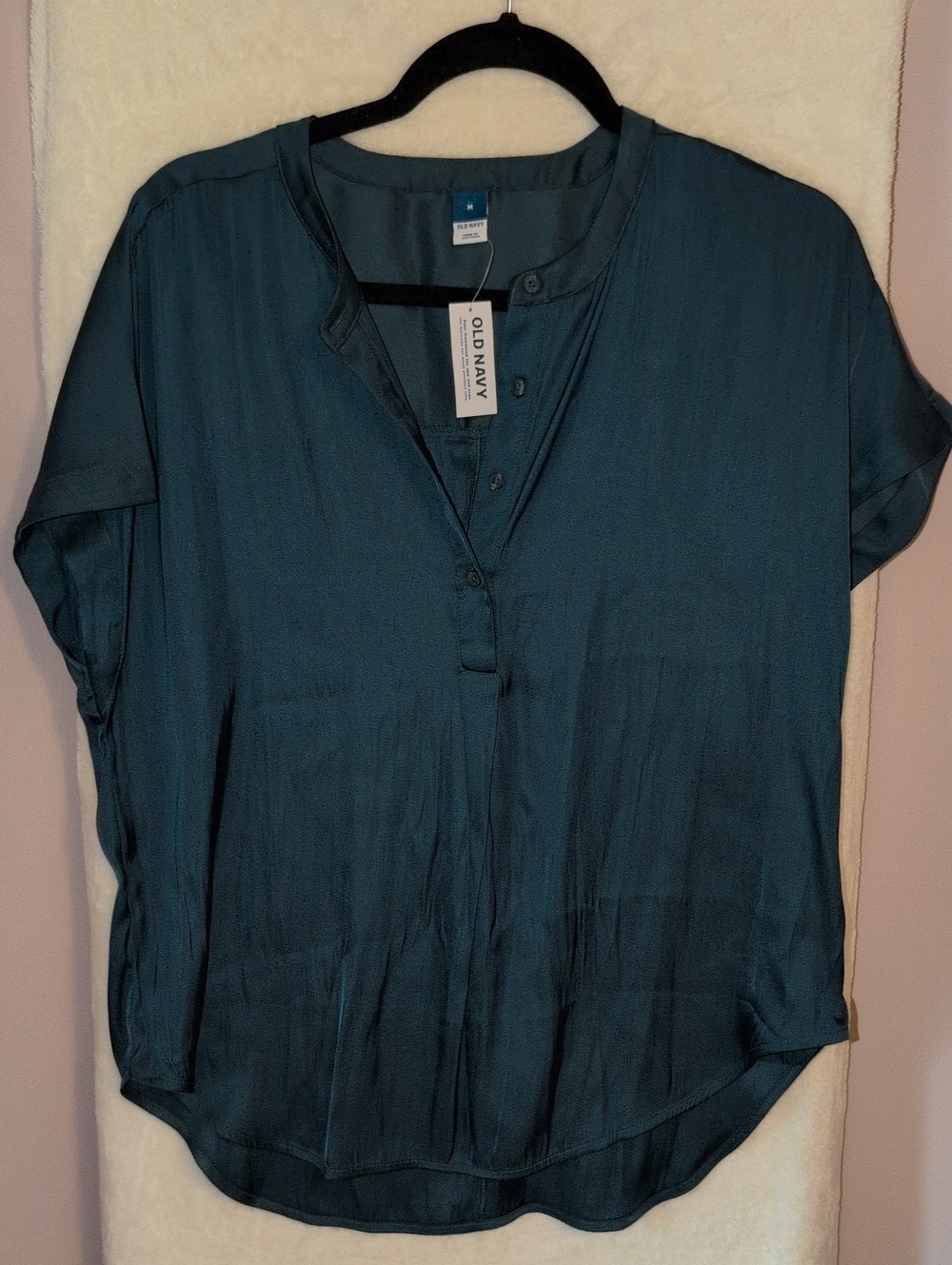 Old Navy Dark Green "Emerald Isle" Short-Sleeve Satin Henley